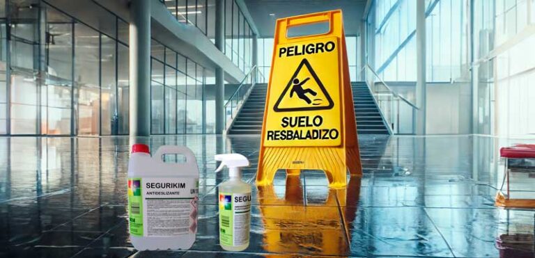 Advertencia de piso resbaladizo con productos Segurikim Plus para seguridad en superficies